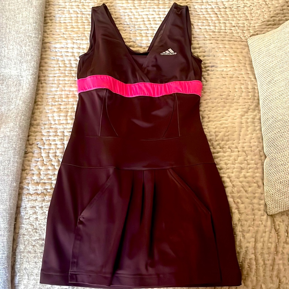 Rare adidas Ivanoic tennis dress size S brown and pink